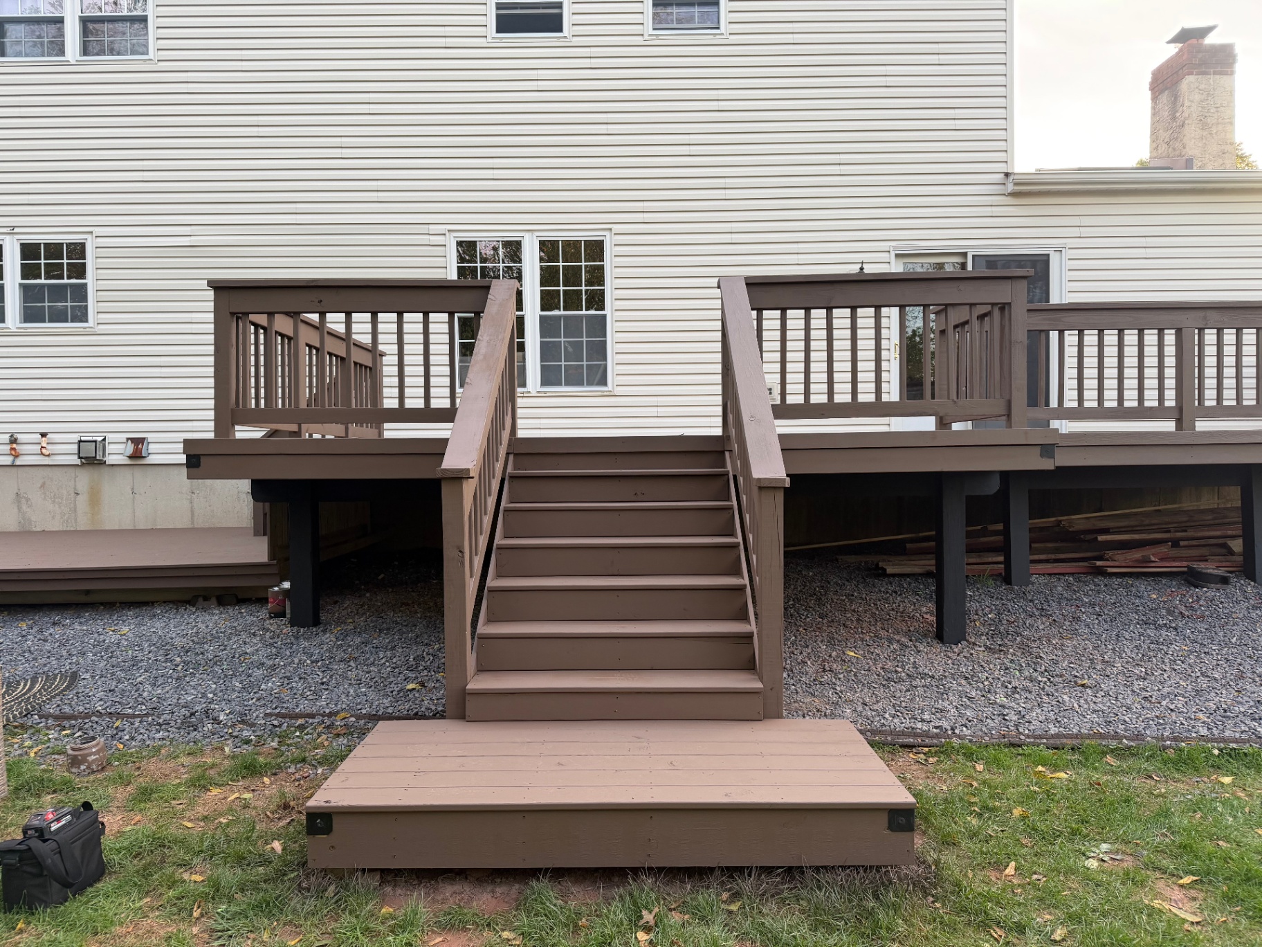 Two-Level Deck — Front View